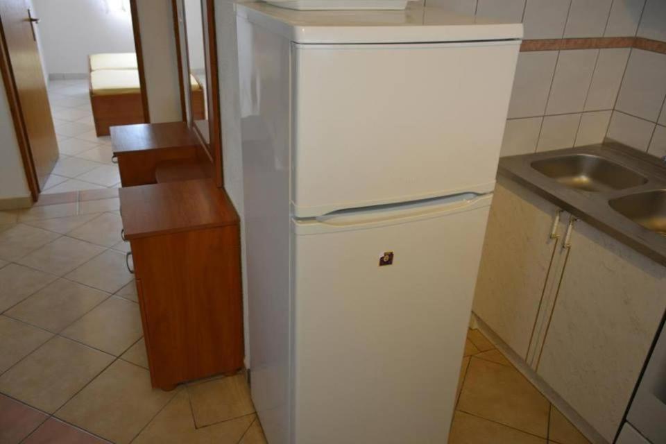 Apartmani Stjepan Veselko Вир Екстер'єр фото